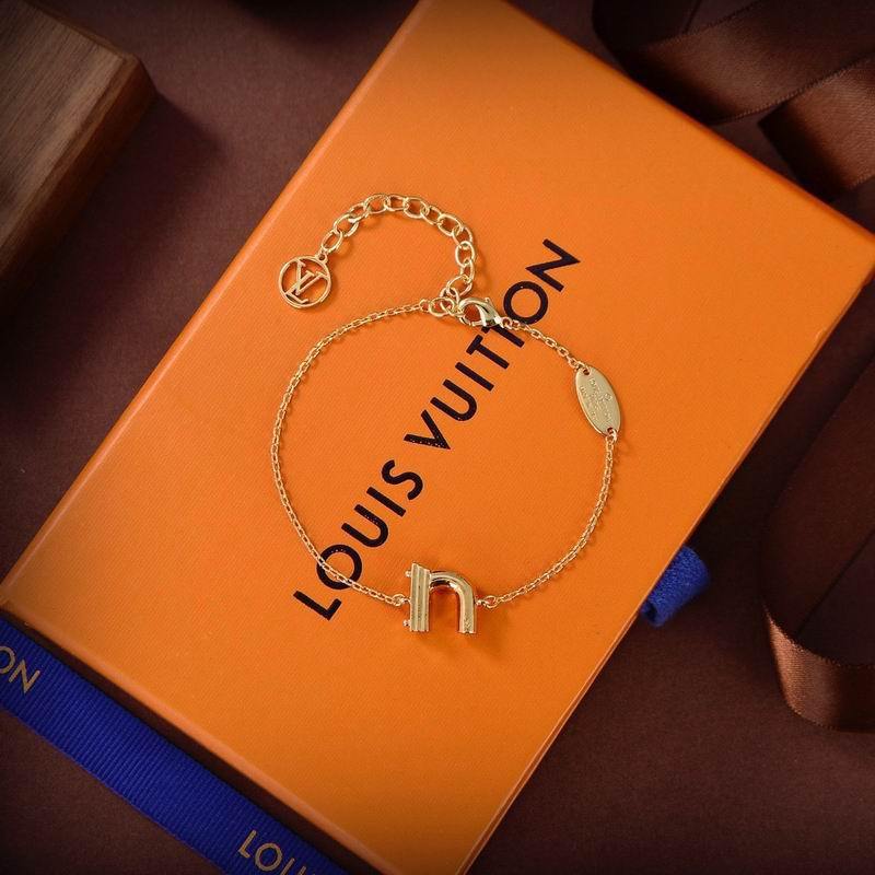 LV Bracelets 190